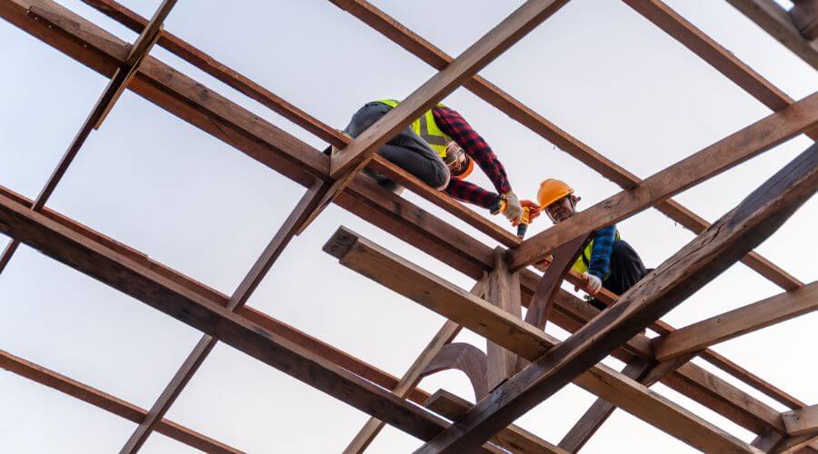 Expert Emergency Roof Repairs services in Island Lake, IL