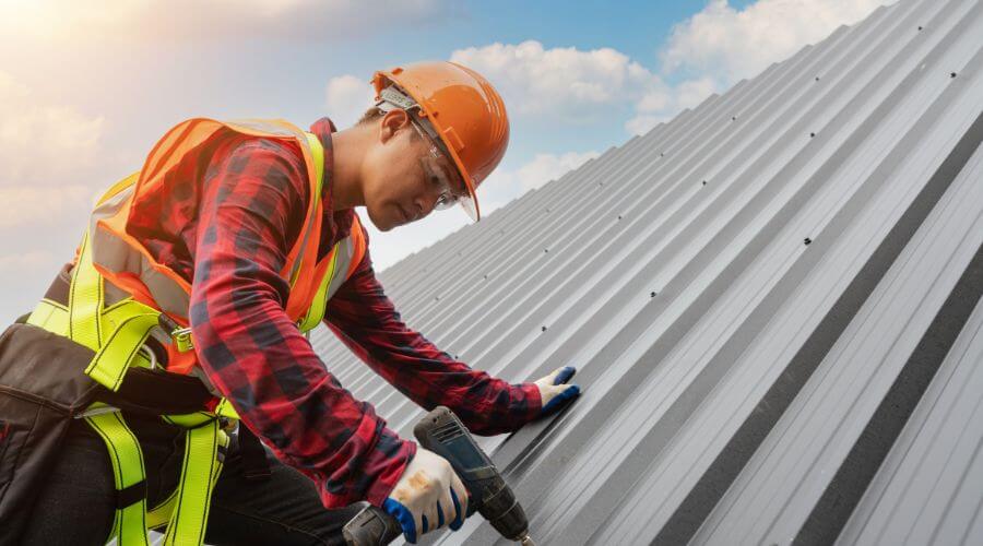 Owens Corning roofing contractor in Island Lake, IL